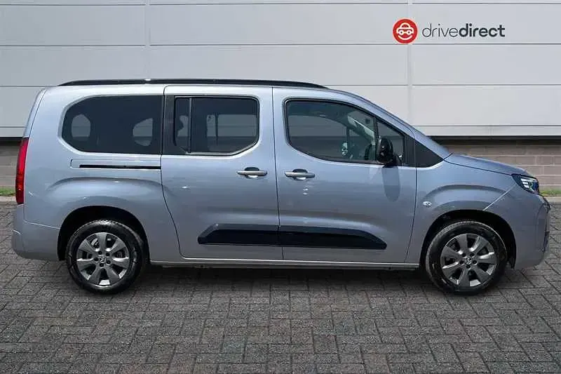 Used Vauxhall Combo Ultimate 100 kW (136 HP) 2024 Grey MPV