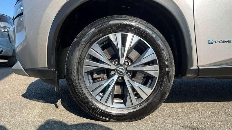 Used Nissan X-Trail N-Connecta 213 HP (156 kW) 2023 Silver SUV