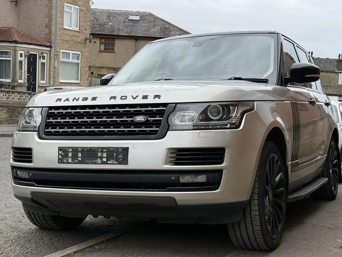 Used Land Rover Range Rover Autobiography 334 HP (245 kW) 2013 Gold SUV
