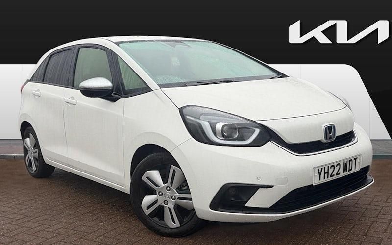 Used Honda Jazz Hybrid 109 HP (80 kW) 2022 White Hatchback