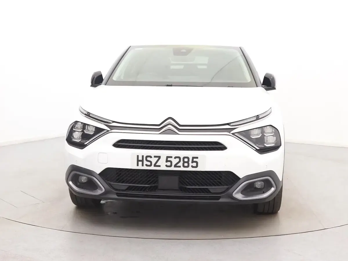 Used Citroën C4 PureTech 155 HP (114 kW) 2023 White SUV