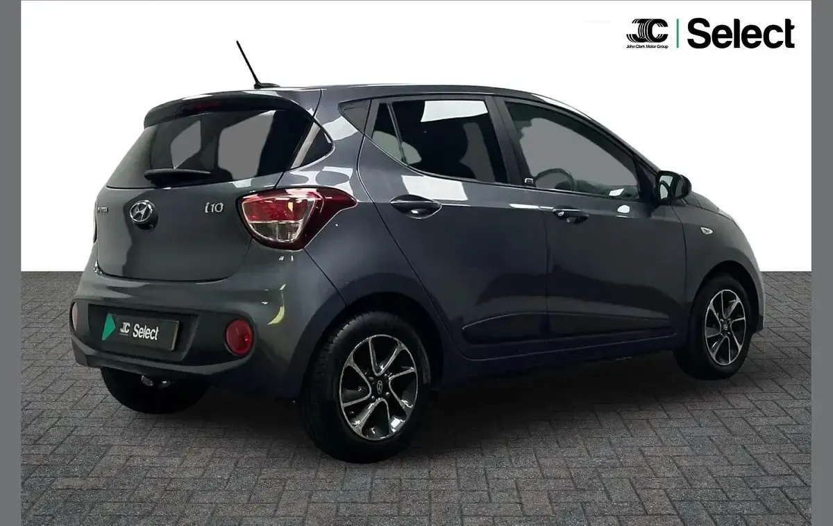 Used Hyundai i10 GO! 67 HP (49 kW) 2018 Grey Hatchback