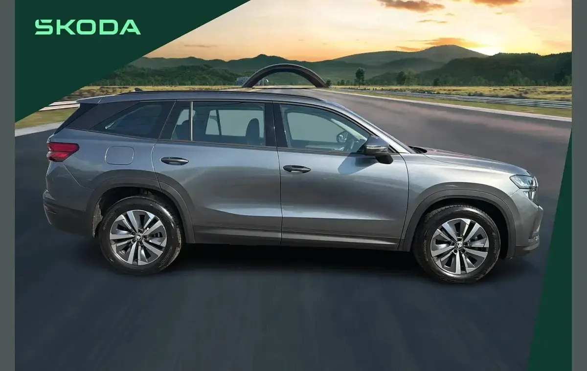 Usado Skoda Kodiaq SE 150 HP (110 kW) 2025 Cinzento SUV