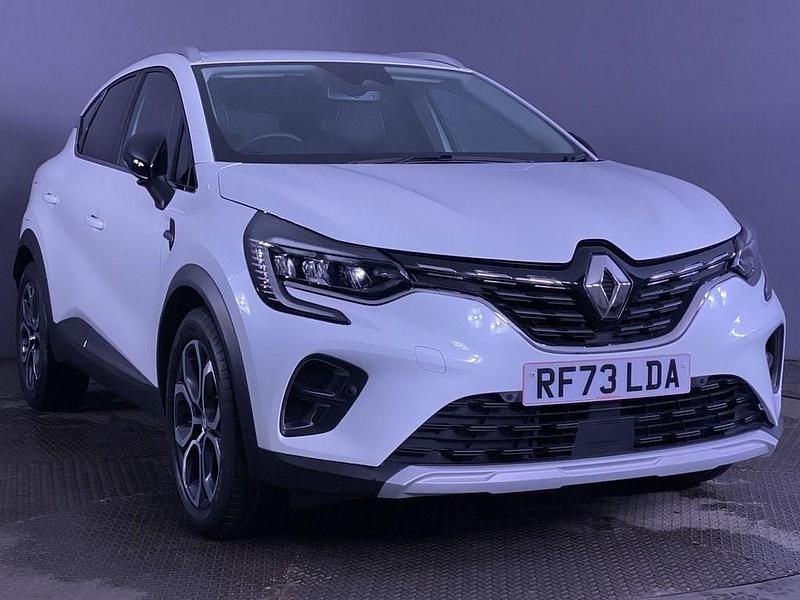 White Used 2024 Renault Captur Techno SUV | £17,499 (Fair price) - Image 1/4