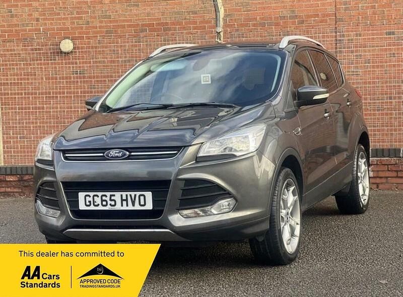 Used Ford Kuga Titanium 180 HP (132 kW) 2016 Grey SUV
