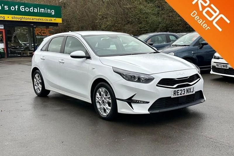 Used 2023 Kia Ceed Hatchback | £13,300 (Good price) - Image 1/1