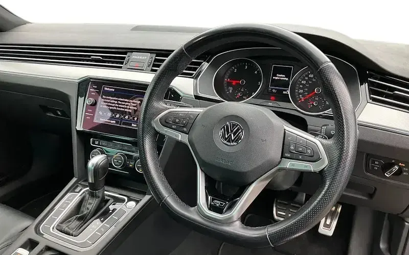 Used VW Passat R-line 150 HP (110 kW) 2020 Black Sedan