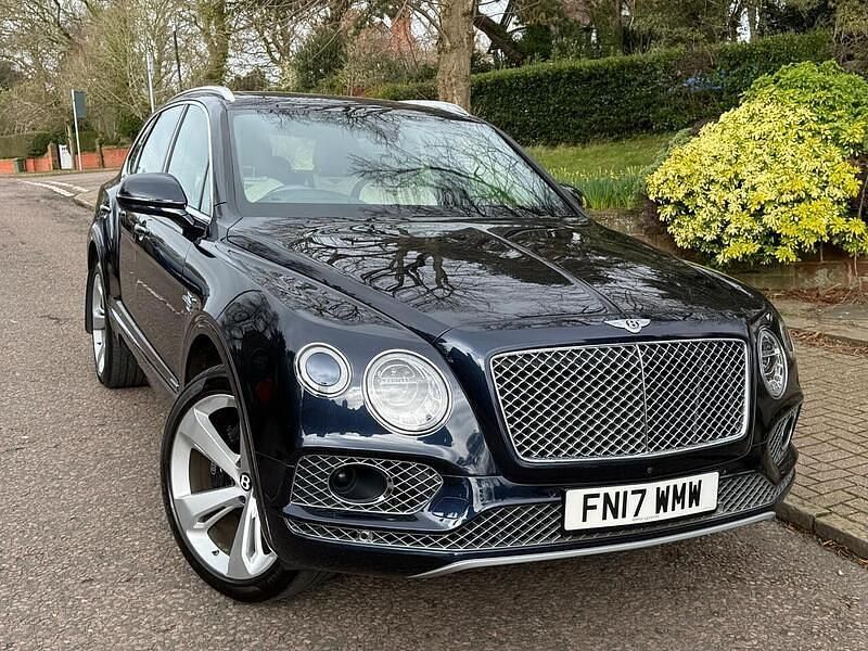 Used Bentley Bentayga 2017 Blue SUV