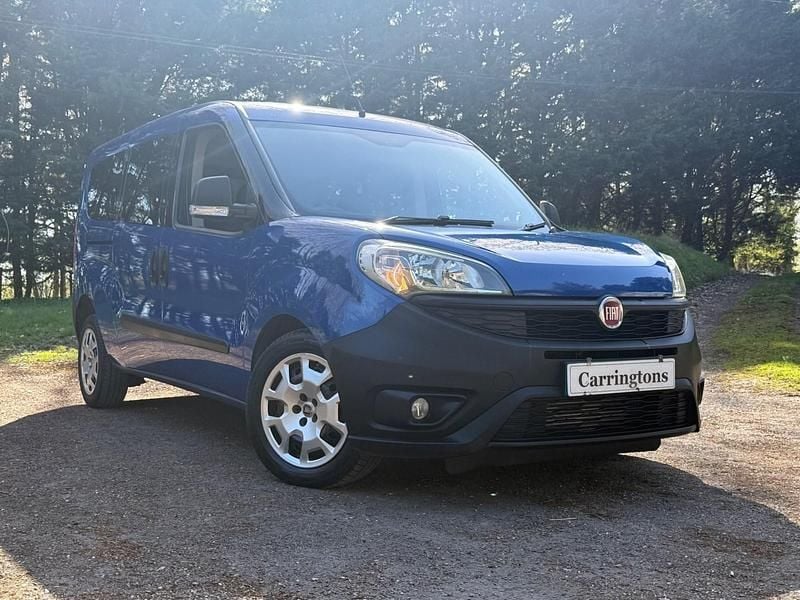 Used Fiat Doblò Active 2015 Blue MPV