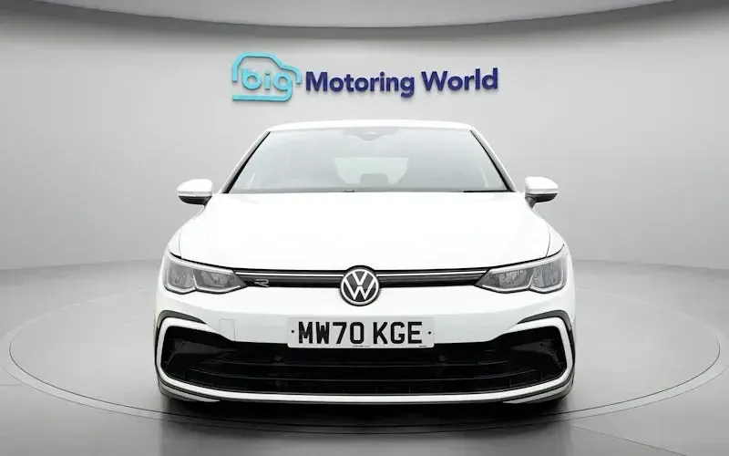 Used VW Golf VIII R-line 150 HP (110 kW) 2024 Hatchback