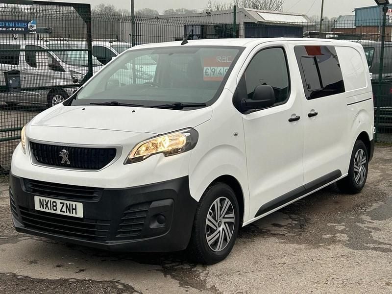 White Used 2018 Peugeot Expert S Van | £9,495 (Fair price) - Image 1/3