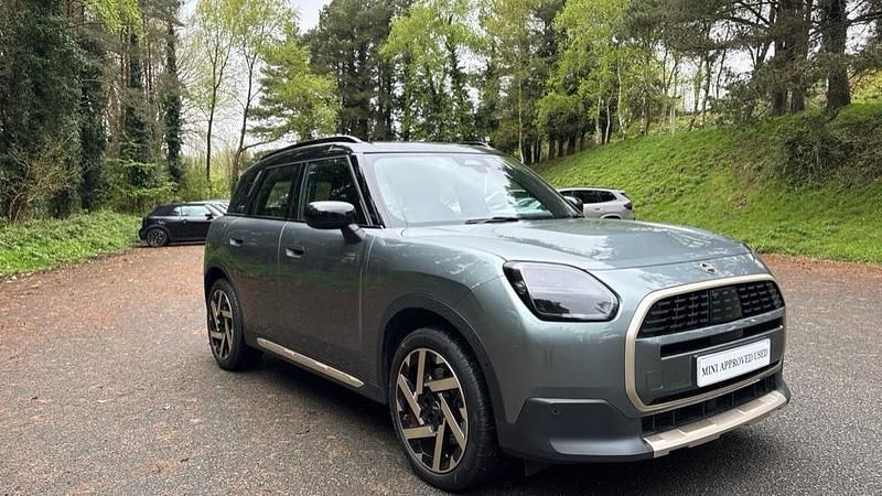 Used Mini Countryman 168 HP (123 kW) 2024 Green SUV