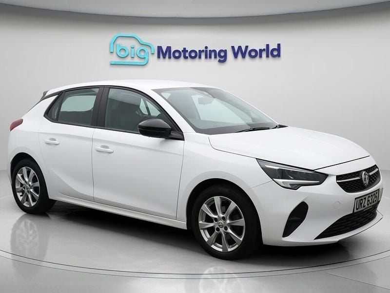 White Used 2023 Vauxhall Corsa Design Edition Hatchback | £10,000 (Good price) - Image 1/4