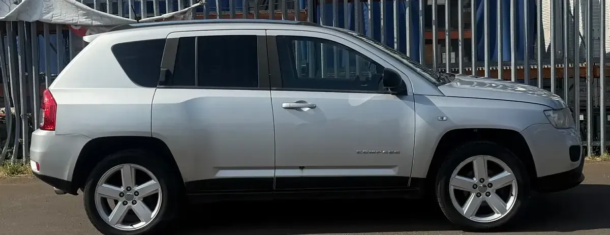 Used Jeep Compass Limited 156 HP (114 kW) 2011 Silver SUV