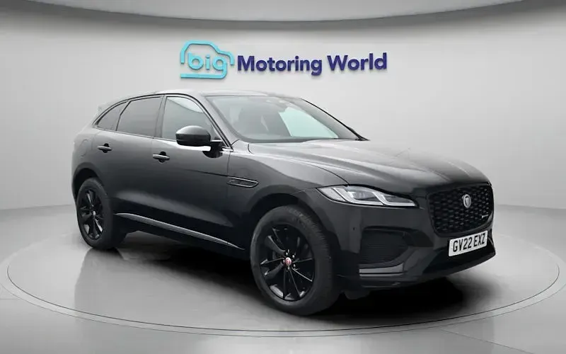 Used Jaguar F-Pace R-Dynamic 204 HP (150 kW) 2024 SUV