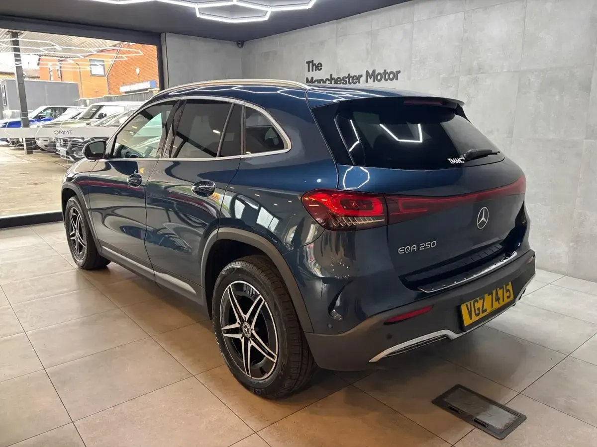 Used Mercedes EQA250 AMG line 139 kW (190 HP) 2022 Blue SUV