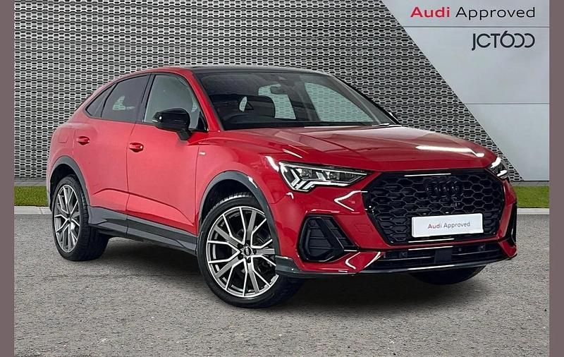 Used Audi Q3 Black Edition 150 HP (110 kW) 2025 Red SUV