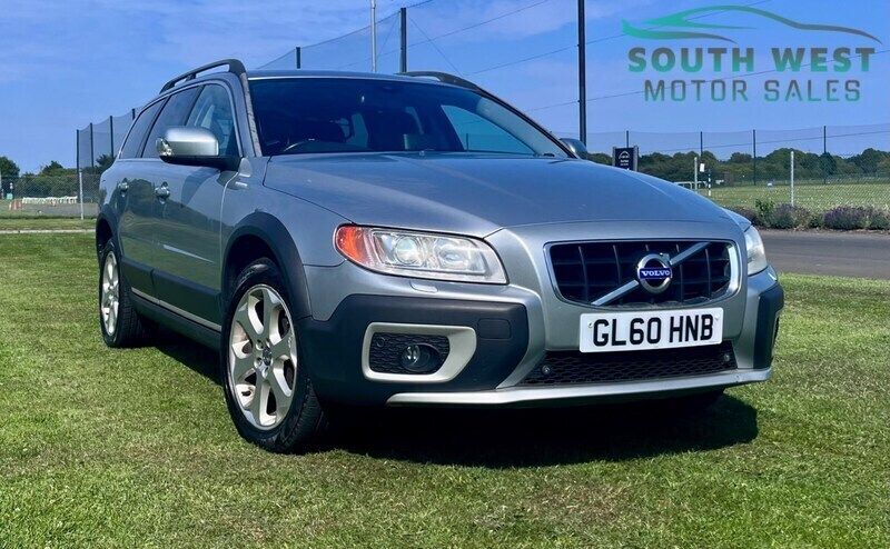Silver Used 2011 Volvo XC70 SE Lux SUV | £5,200 (Fair price) - Image 1/4