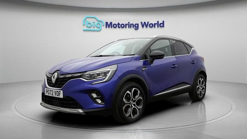 Used Renault Captur Techno 90 HP (66 kW) 2022 Blue/black SUV