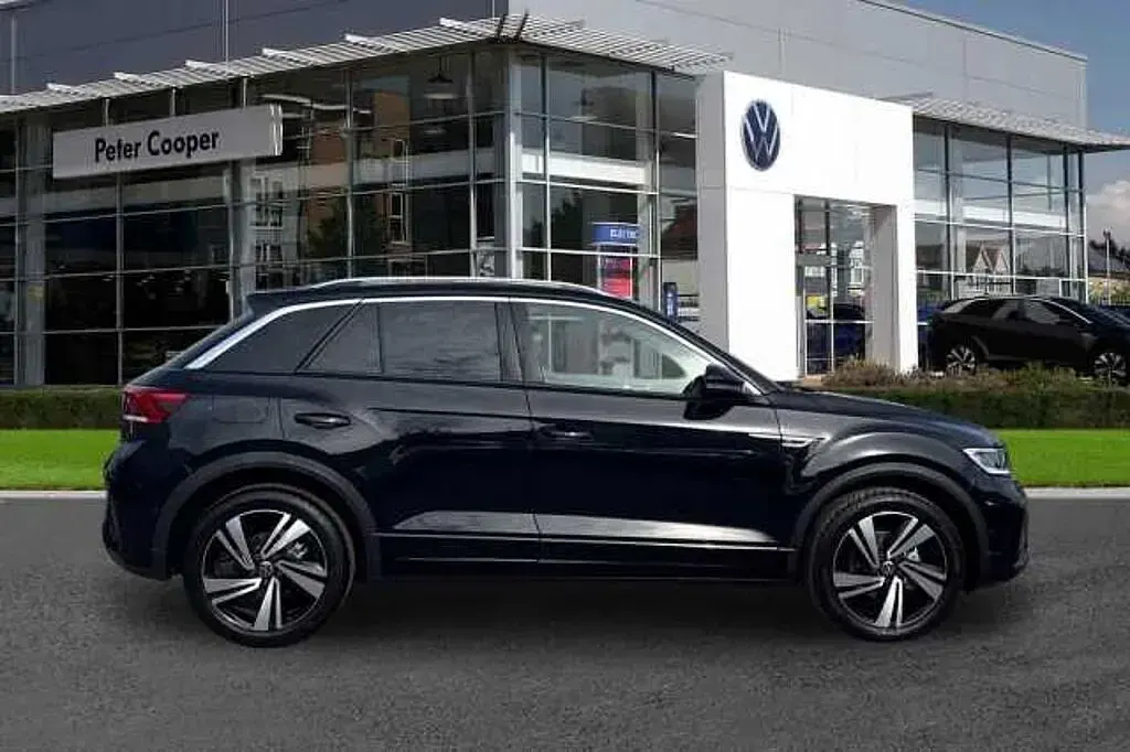 New VW T-Roc R-line 150 HP (110 kW) 2026 Deep black SUV