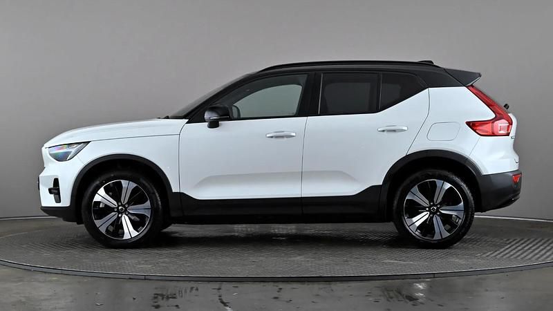 Used Volvo XC40 Plus 169 kW (231 HP) 2023 White SUV
