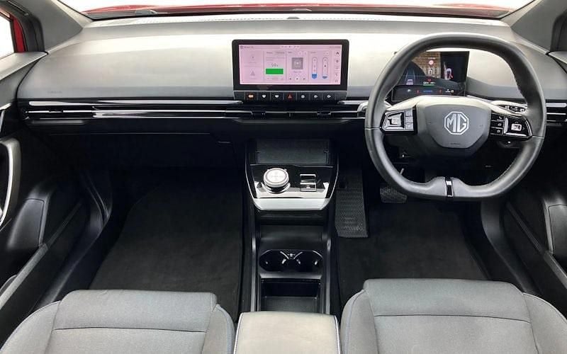 Used MG MG4 EV SE 150 kW (204 HP) 2023 Red Hatchback
