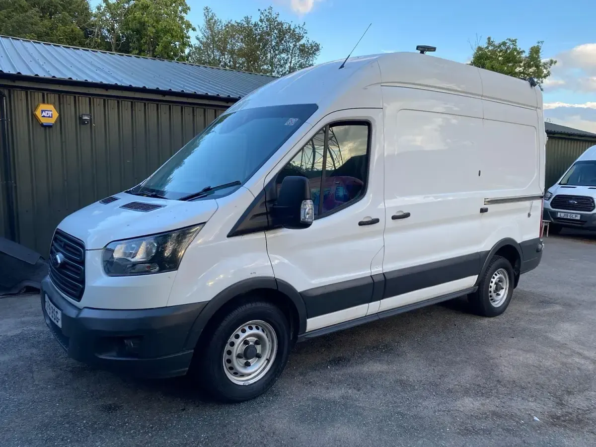 Usado Ford Transit 130 CV (95 kW) 2019 Blanco Van