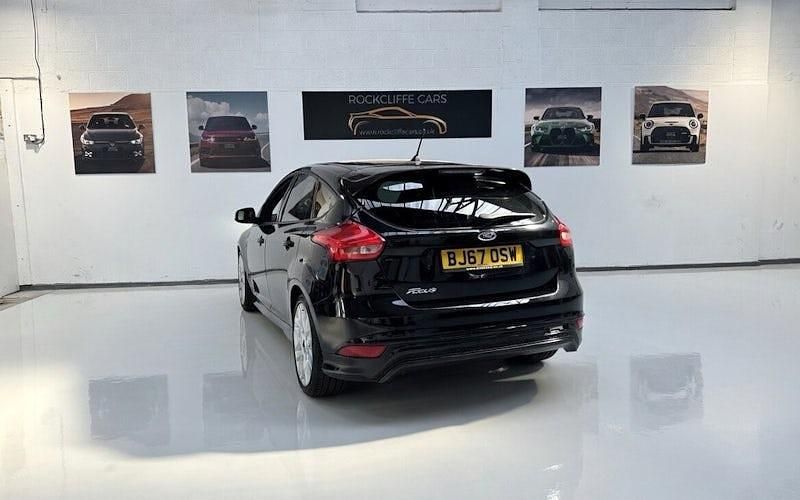 Używany Ford Focus ST-Line 120 KM (88 kW) 2017 Hatchback