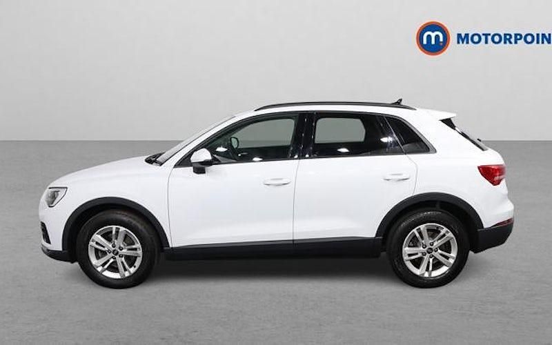 Begagnad Audi Q3 150 HK (110 kW) 2023 SUV