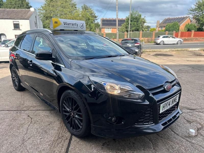 Black Used 2014 Ford Focus Zetec Estate | £4,495 (Fair price) - Image 1/4