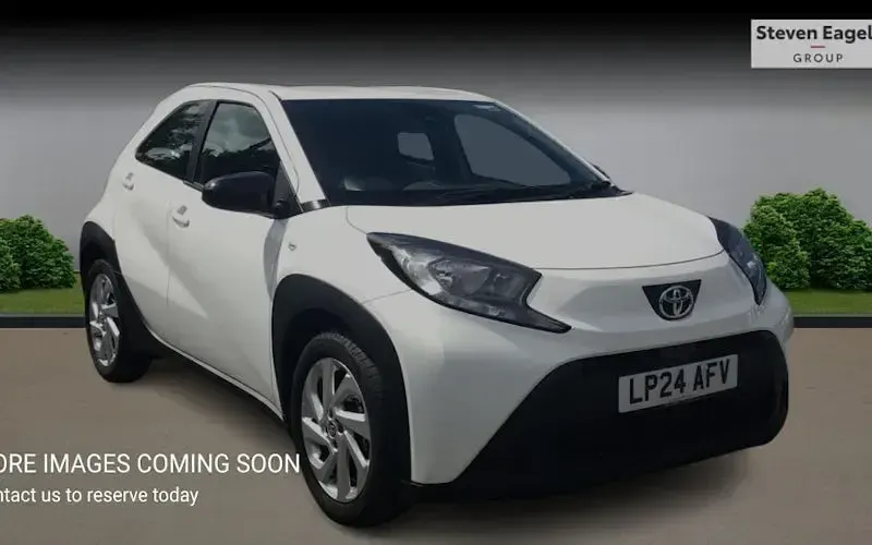 Used Toyota Aygo X PURE 72 HP (52 kW) 2025 SUV