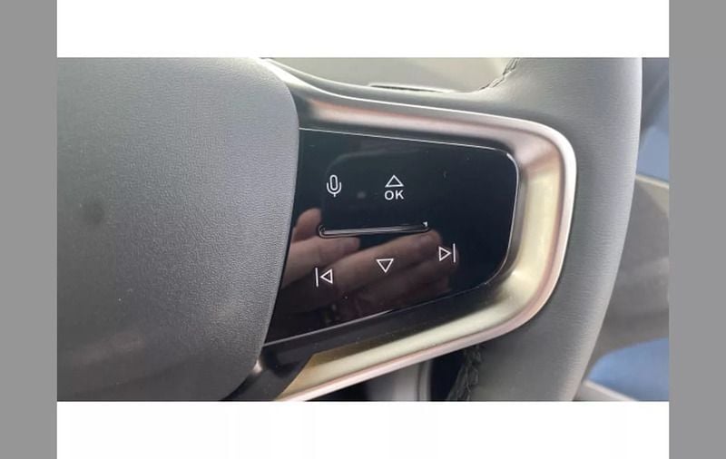 Black Used 2024 Volvo EX30 Performance SUV | £30,565 (Fair price) - Image 1/4