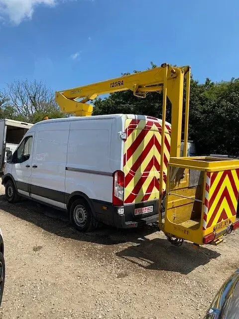 Used Ford Transit 125 HP (91 kW) 2016 White Van