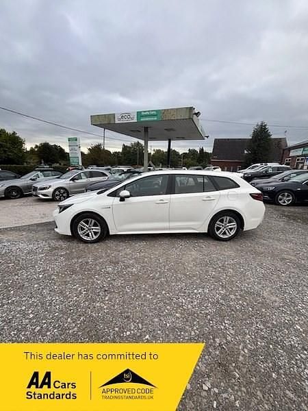 Gebraucht Toyota Corolla 122 PS (89 kW) 2020 Weiß Kombi