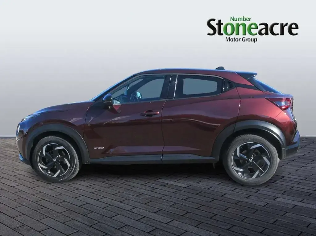 Used Nissan Juke N-Connecta 143 HP (105 kW) 2023 Red SUV