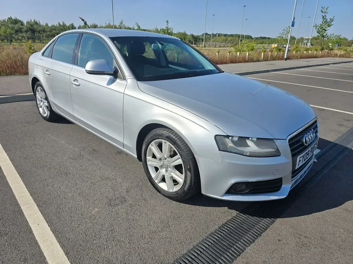 Used Audi A4 2009 Silver Sedan