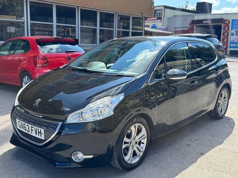 Used 2014 Peugeot 208 Allure Hatchback | £2,999 (Good price) - Image 1/4