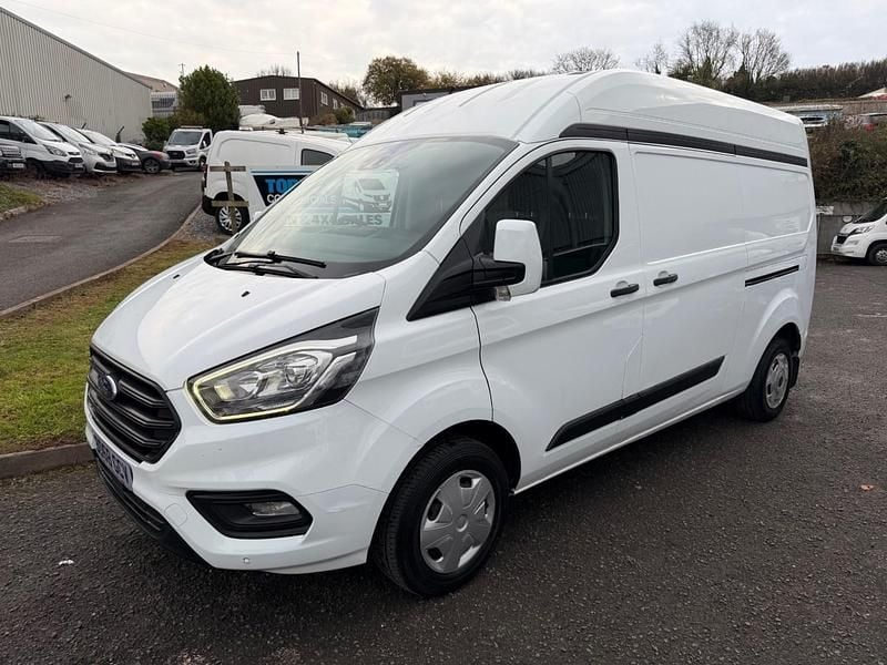 White Used 2018 Ford Transit Custom Trend Van | £9,995 (Expensive) - Image 1/4