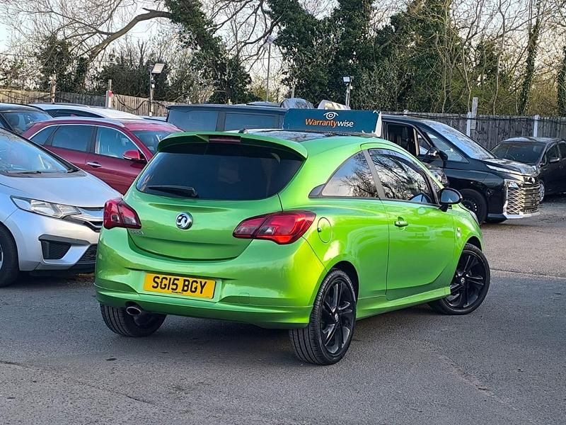 Used Vauxhall Corsa Edition 70 HP (51 kW) 2015 Green Hatchback