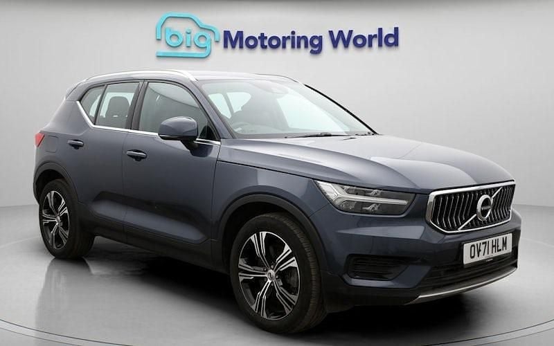 Blue Used 2021 Volvo XC40 Inscription SUV | £19,600 (Fair price) - Image 1/4