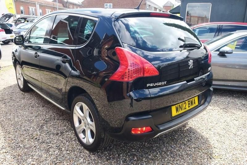 Used Peugeot 3008 Allure 112 HP (82 kW) 2012 Black Estate