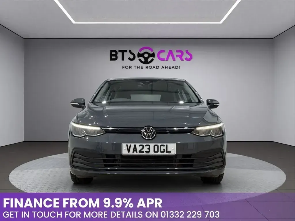 Used VW Golf VIII Life 150 HP (110 kW) 2023 Grey Hatchback