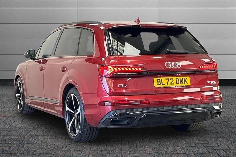 Used Audi Q7 Black Edition 340 HP (250 kW) 2023 Red SUV