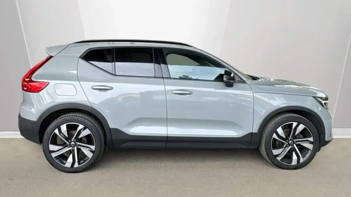 Used Volvo XC40 Ultimate 194 HP (142 kW) 2024 SUV