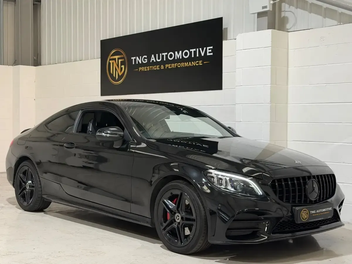 Second-hand Mercedes C220 AMG line 2018 Negru Coupe