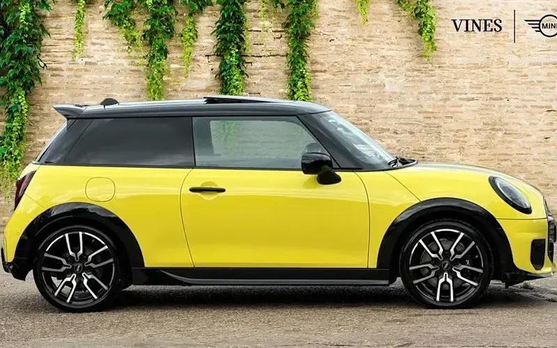 Used Mini Cooper Sport 150 kW (204 HP) 2026 Hatchback
