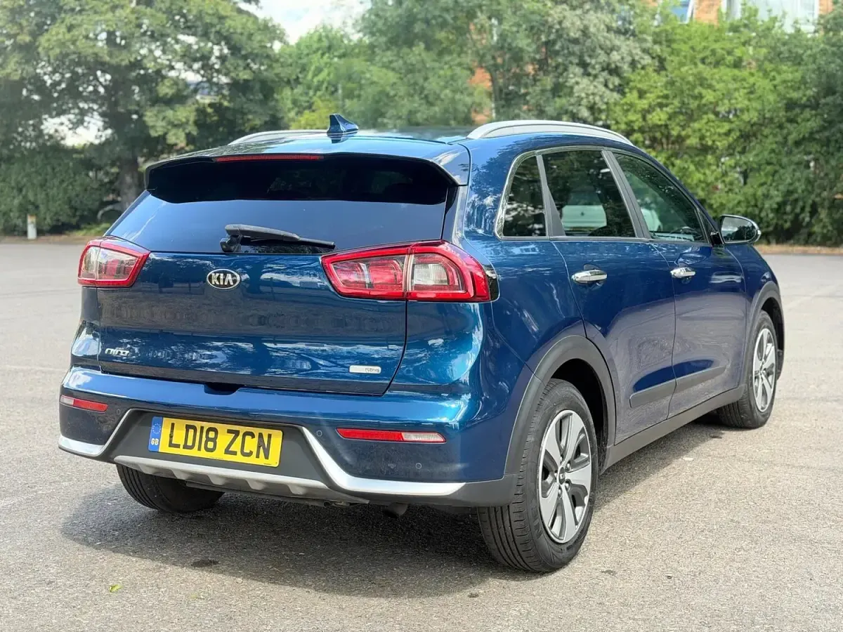 Used Kia Niro 141 HP (103 kW) 2018 Blue SUV