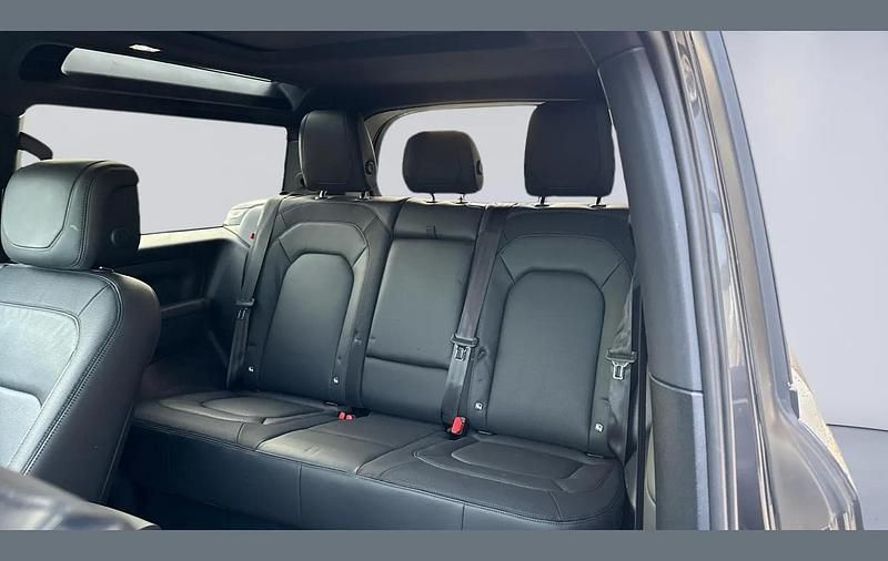 Used Land Rover Defender HSE Dynamic 245 HP (180 kW) 2023 Grey SUV