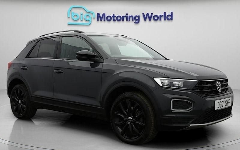 Used 2021 VW T-Roc Black Edition SUV | £20,500 (Fair price) - Image 1/4