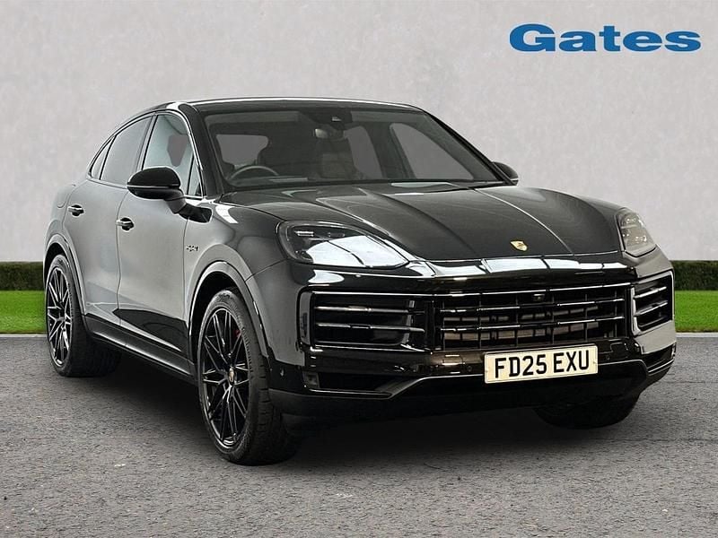 Black Used 2025 Porsche Cayenne S E-Hybrid SUV | £100,000 - Image 1/4